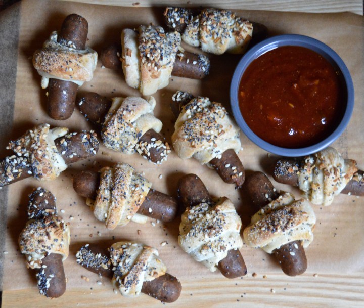 Everything Bagel Sausage Rolls with Bloody Mary Ketchup (Vegan&nbsp;Optional!)