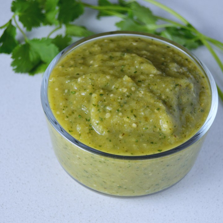 Roasted Tomatillo Sauce (salsa verde | green enchilada&nbsp;sauce)