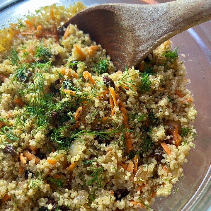 Sweet + Savory Quinoa Salad with Fresh Dill (plant-based |&nbsp;vegan)