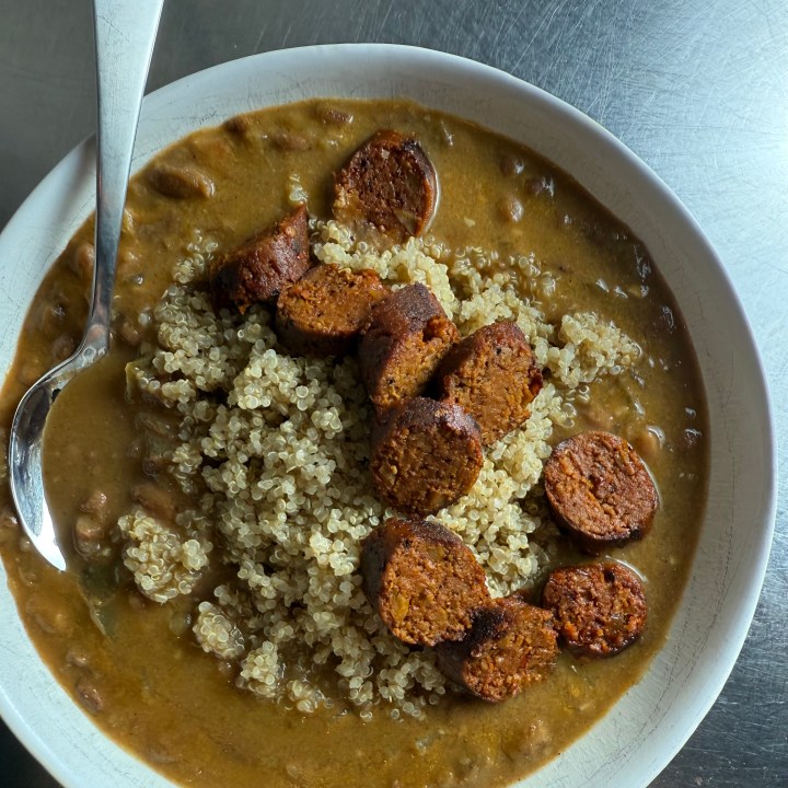 Smoky Pinto Bean Stew with Quinoa & Chorizo&nbsp;(vegan)